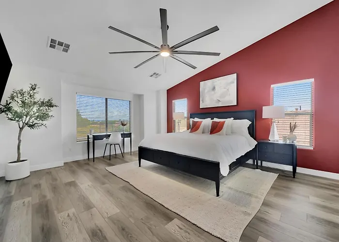 215th Holiday home Queen Creek